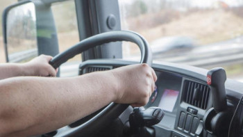 Фотография к новости: Автобус жүргізушілері күніне 3 мыңнан астам бұзушылық жасаған – ІІМ