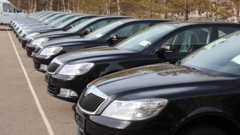 Фотография к новости: Тоқаев шенеуніктердің көліктерін алып қоюды тапсырды