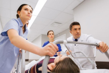 Фотография к новости: Вакцинаның кері әсері болған жағдайда қандай медициналық көмек көрсетіледі?