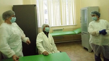 Фотография к новости: Алматыда 200-ден аса медицина қызметкеріне вакцина салынды