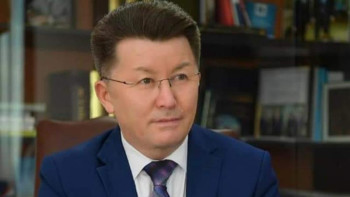 Фотография к новости: Тәуелсіз елдің тәуелсіз әліпбиі болады – ﻿Әділбек Қаба