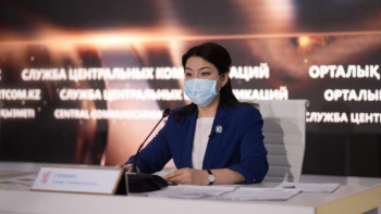 Фотография к новости: Ажар Ғиният: Температурасы 37-ден асса, екпе жасатуға болмайды