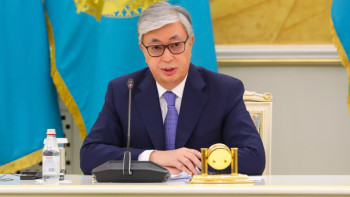 Фотография к новости: Цифрлы деректер орталықтарын құруға 500 млрд теңге инвестиция тарту көзделуде - Тоқаев