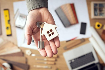 Фотография к новости: Пәтер кезегінде тұрғандардың саны өсіп, алғандардікі кеміген