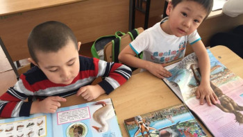 Фотография к новости: 2021 жыл «Балалардың кітап оқуын қолдау жылы» деп жарияланды