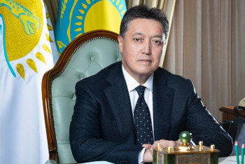 Фотография к новости: Жыл сайын 500 қазақстандық ғалым әлемнің үздік ғылым орталықтарында тағылымдамадан өтеді – Мамин 