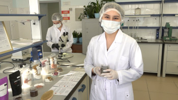 Фотография к новости: Отандық косметикалық өнімдер желісі іске қосылды