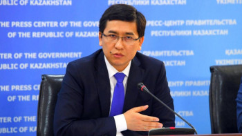 Фотография к новости: Білім министрі депутат Нұркинаның сұрағына жауап берді