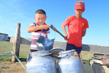 Фотография к новости: Жүзден астам ауылға су тарату пункттері салынады 