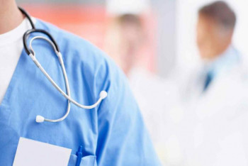 Фотография к новости: Депутат елдегі дәрігерлердің жетіспеушілігіне алаңдаушылығын білдірді