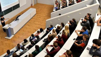 Фотография к новости: Студенттер қашан толығымен дәстүрлі форматқа ауысады?