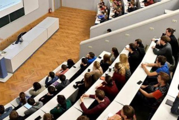 Фотография к новости: Студенттер қашан толығымен дәстүрлі форматқа ауысады?