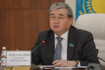 Фотография к новости: Бұл туралы тек екі адам тіс жармады. Депутат жастарды жазғырмағандар туралы айтты 