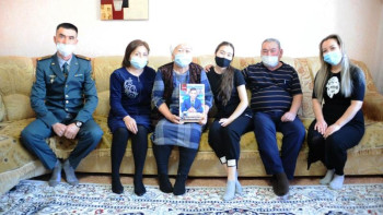 Фотография к новости: Ливандағы немеремді сағынамын – әскери қызметшінің әжесі 