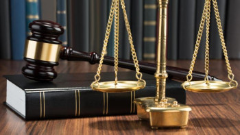 Фотография к новости: Депутат жұмыс істемейтін заңдар туралы айтты 