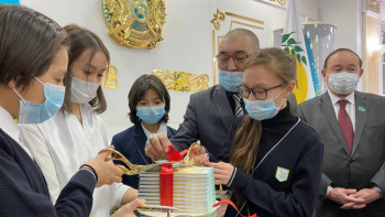 Фотография к новости: «Ауылдан шыққан миллионер» кітабының тұсаукесері өтті