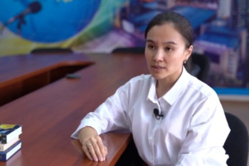 Фотография к новости: Саясаттанушы: Қазақстанда білім жоқ деп айтуға болмайды 