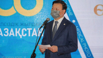 Фотография к новости: Алексей Цой: «Батырлар өз ортамызда» энциклопедиясы – бұл біздің дәрігерлерге көрсете алған аз ғана құрметіміз 