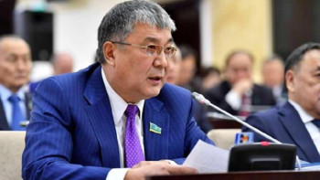 Фотография к новости: Ашаршылықтың ақиқатын ашуымыз керек: Депутат  «Аза тұту» сарайы кешенін салуды ұсынды