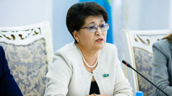 Фотография к новости: Әйелдер адал еңбектенеді. Айсина ауылдағы бизнес туралы айтты 