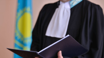 Фотография к новости: Жоғарғы соттың екі судьясы қызметінен кетті 