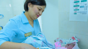 Фотография к новости: ﻿Елімізде қай ұлттың әйелдері көп бала дүниеге әкелген?