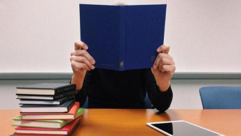 Фотография к новости: Емтихан тапсыру үшін студенттерден ақша жинаған оқытушылар жауапқа тартылды