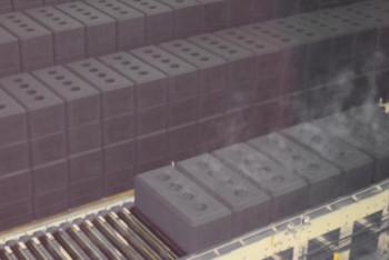 Фотография к новости: Бейбіт Атамқұлов Bloomberg болжамдарына сүйенеді