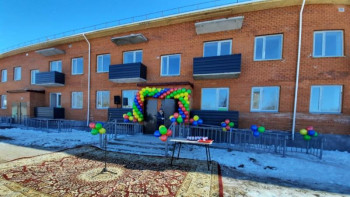 Фотография к новости: Топар кентінде 18 отбасыға пәтер кілті табысталды