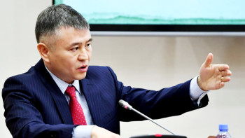 Фотография к новости: Бізге дербес жер агенттігі керек – Мұхтар Тайжан