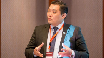 Фотография к новости: Облыс, аудан басшыларының туған-туыстары жер иеленіп отыр - заңгер