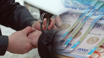 Фотография к новости: Сотталған кеден қызметкерлеріне 21 млн теңге айыппұл салынды