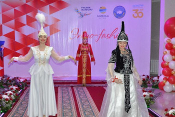 Фотография к новости: Көкшетауда ұлттық киімдер фестивалі өтті