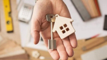 Фотография к новости: Жоспар орындалмады. Депутат жастарға берілетін пәтер бағдарламасын сынады