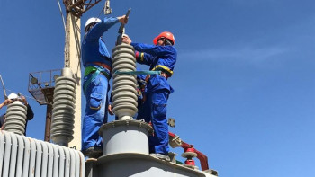 Фотография к новости: Электр энергетика мамандары жалақының аздығынан басқа салаға кетуде 