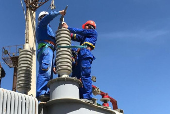 Фотография к новости: Электр энергетика мамандары жалақының аздығынан басқа салаға кетуде 