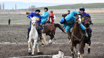 Фотография к новости: Ел чемпионаты. БҚО құрамасы кешегі қателікті тағы қайталады