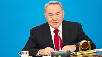 Фотография к новости: Назарбаев өзі құрған кеңесті ашып берді 