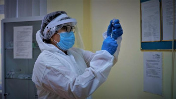 Фотография к новости: Қазақстандықтар отандық вакцинаны сәуірдің соңында алады