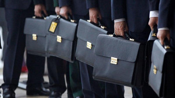 Фотография к новости: Депутат Маминнен 2 жылдың есебін сұрап отыр. Жауап беруге 1 ай уақыты бар