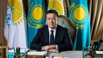 Фотография к новости: Мамин Дана Нұржігіттің сауалына жауап берді