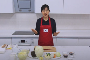 Фотография к новости: Корея елшісінің жұбайы етпен үйлесетін корей тағамын әзірлеуді үйретті