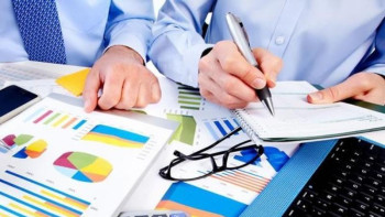 Фотография к новости: Сағынтаев пандемия кезінде зардап шеккен кәсіпкерлерге қолдау көрсетілетінін айтты 