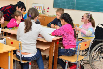 Фотография к новости: Әр бала мектепке лайықты. Барлық бала жеке қолдау алады - «Болашақ» қоры