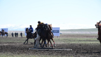 Фотография к новости: Ел чемпионаты. БҚО құрамасы чемпионаттағы алғашқы салымын салды