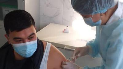 Ақтаулық журналистер коронавирусқа қарсы вакцина салдырды