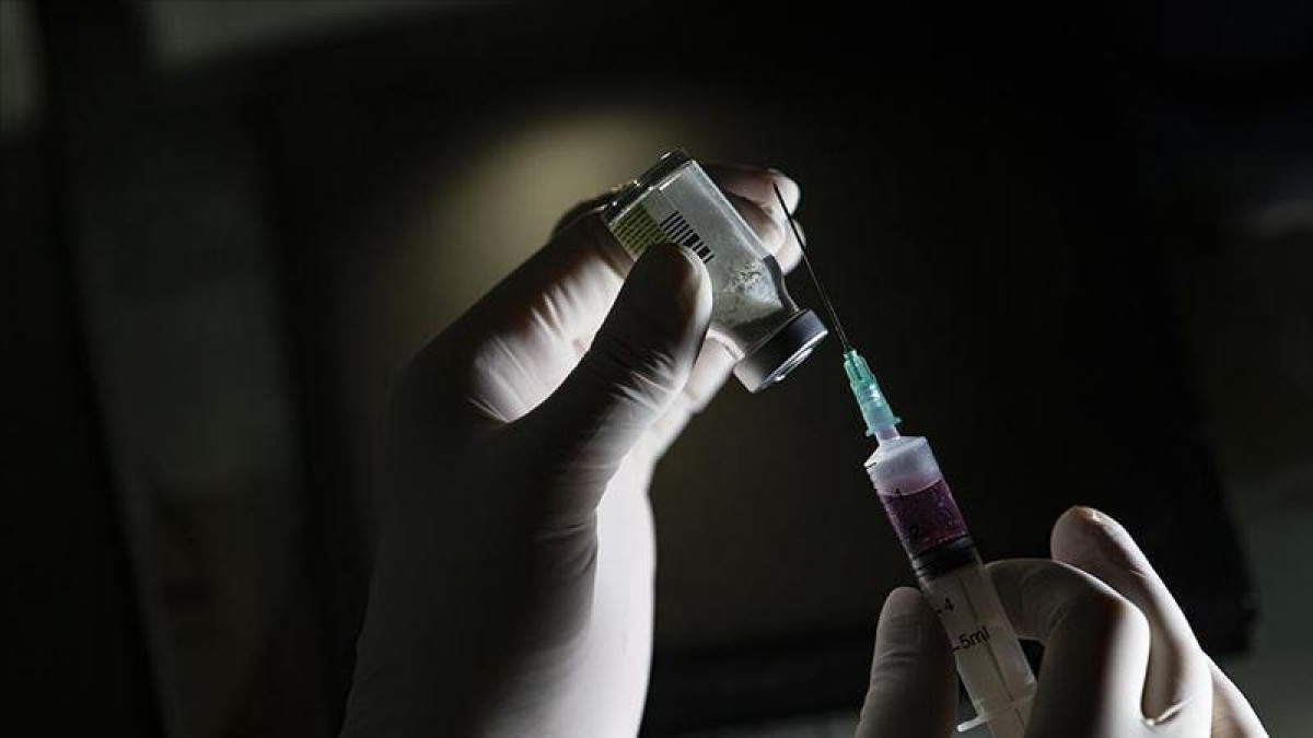 Вакцинациялаудың алдында антиденелерге тест тапсыру керек пе?