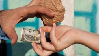 Фотография к новости: Жастар интернет арқылы есірткі бизнесіне қалай тартылуы мүмкін?