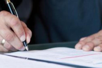 Фотография к новости: Педагогикалық әдепті сақтамаған мектеп директоры жұмысынан босатылды