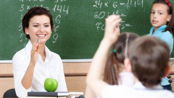 Фотография к новости: Атын айтпай, көмек сұрайтын мұғалімдер көп – Бағымкүл Көптілеуова